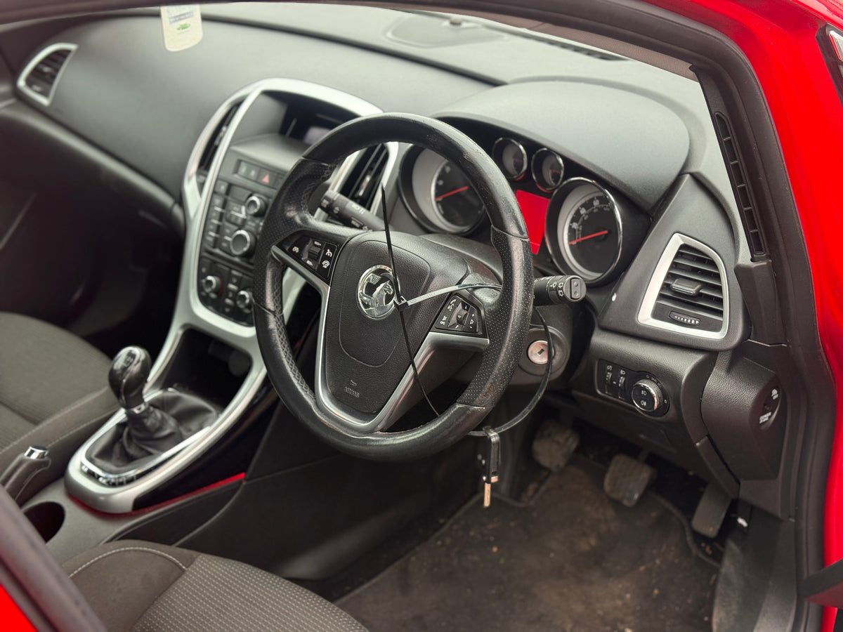 VAUXHALL ASTRA 1.6 2013 BREAKING